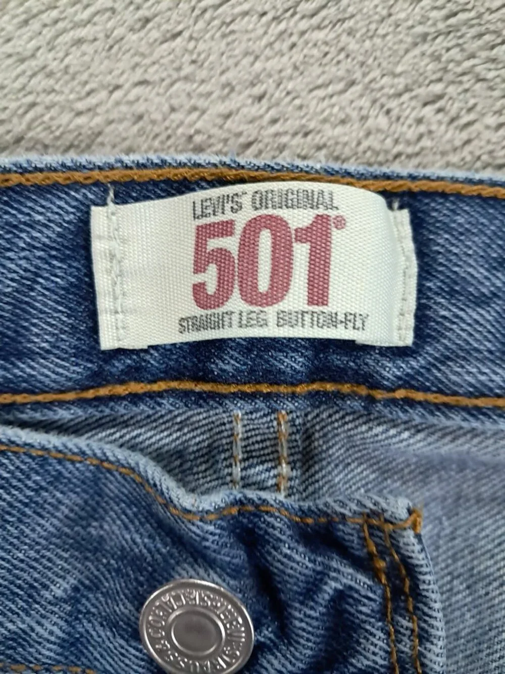 Levis 501 XX Jeans Men 33x33, Tag 34x34 Blue Denim Button Fly Relaxed Straight